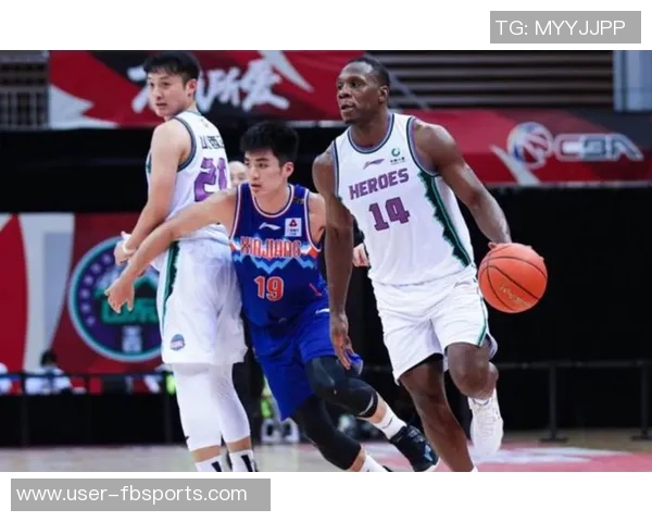 罗威留队困扰球队未来规划交易难觅合适替补成难题